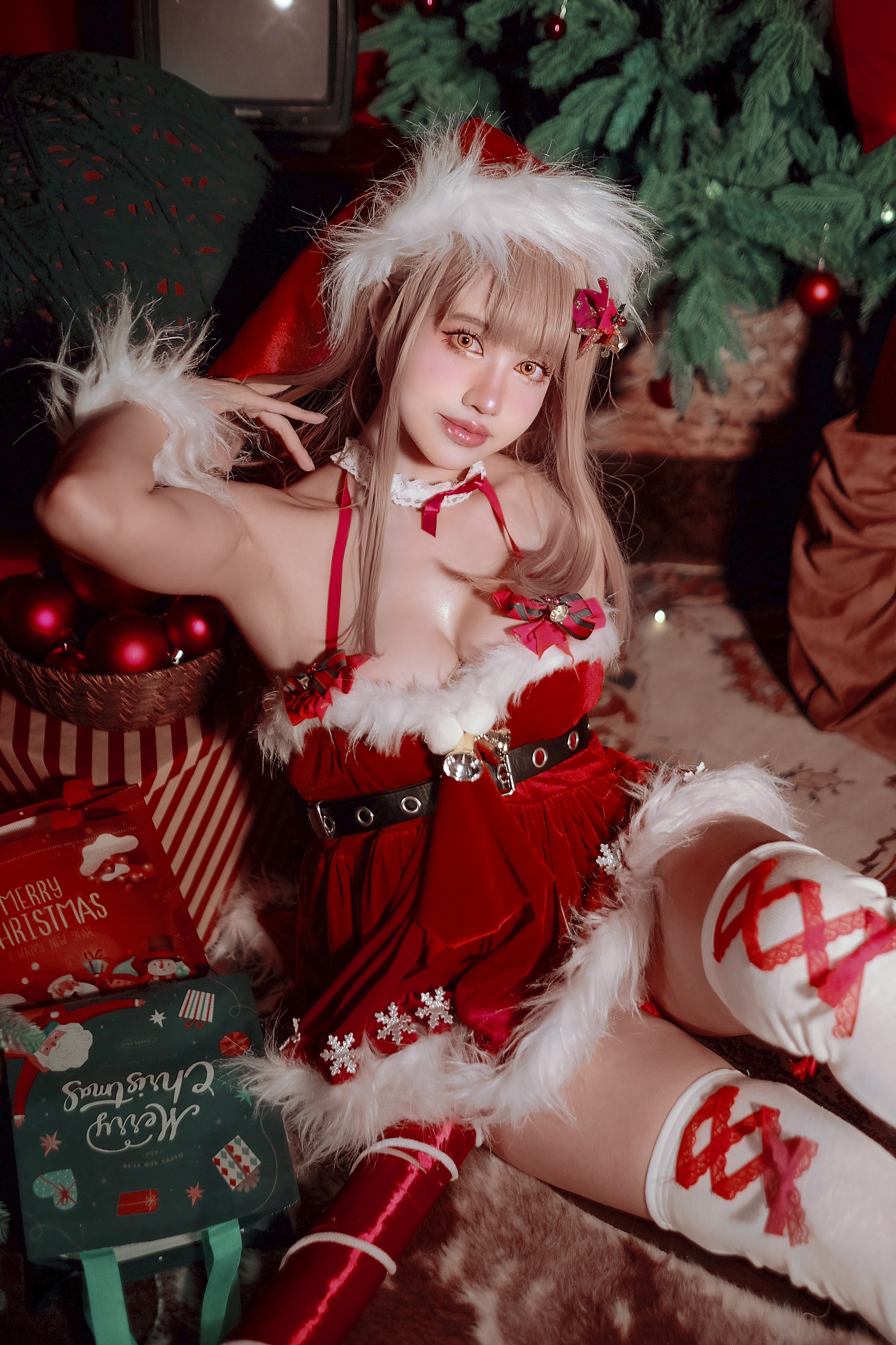 图片[1]-PingPing – NO.078 Emma Xmas NIKKE [17P]-XikXak